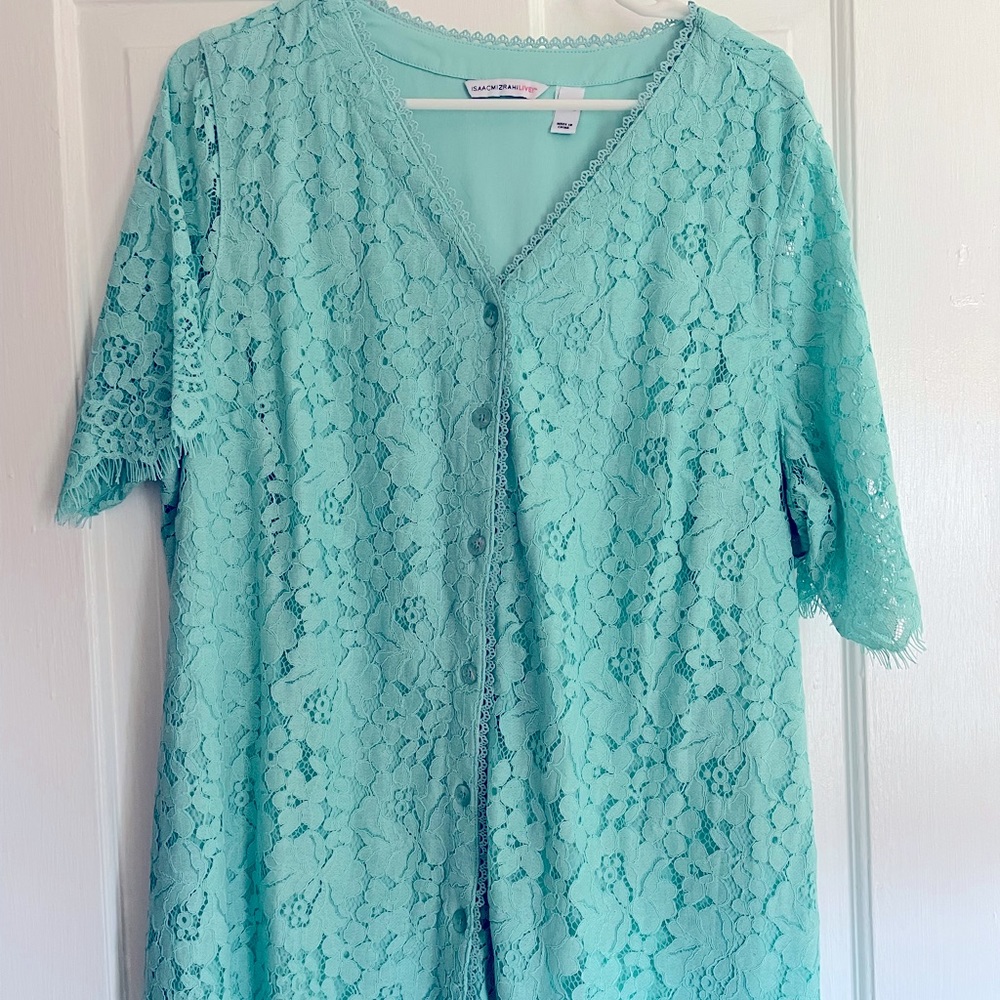 Isaac Mizrahi layered lace button down top.. brand new .. never worn